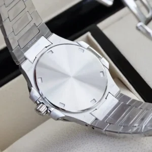 Patek Philippe Nautilus 7010