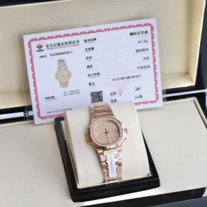 Patek Philippe Nautilus 7010 cs Patek Philippe Nautilus 7010