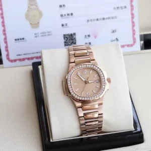 Patek Philippe Nautilus 7010 cs_2 Patek Philippe Nautilus 7010