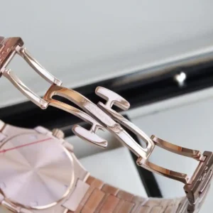 Patek Philippe Nautilus 7010 cs_3 Patek Philippe Nautilus 7010