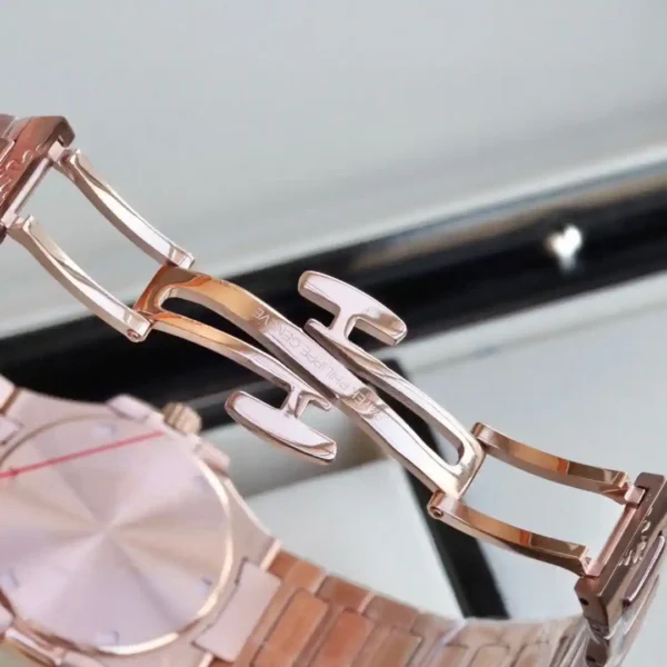 Patek Philippe Nautilus 7010