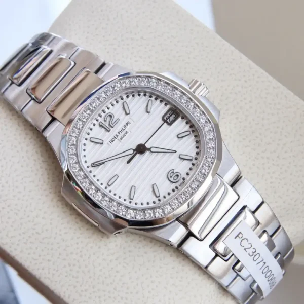 Patek Philippe Nautilus 7010