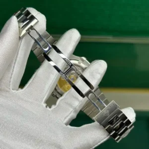 Patek Philippe Super Nautilus