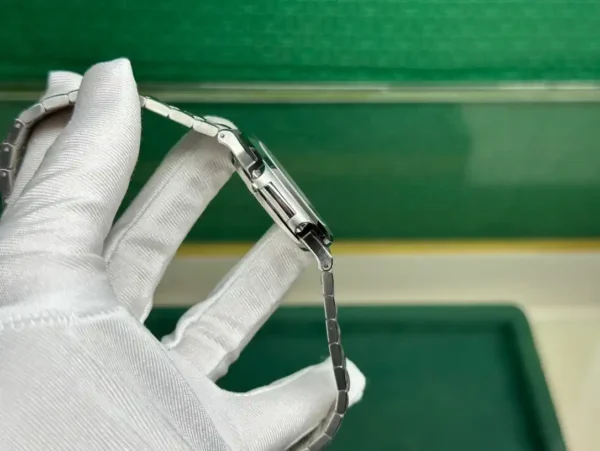 Patek Philippe Super Nautilus