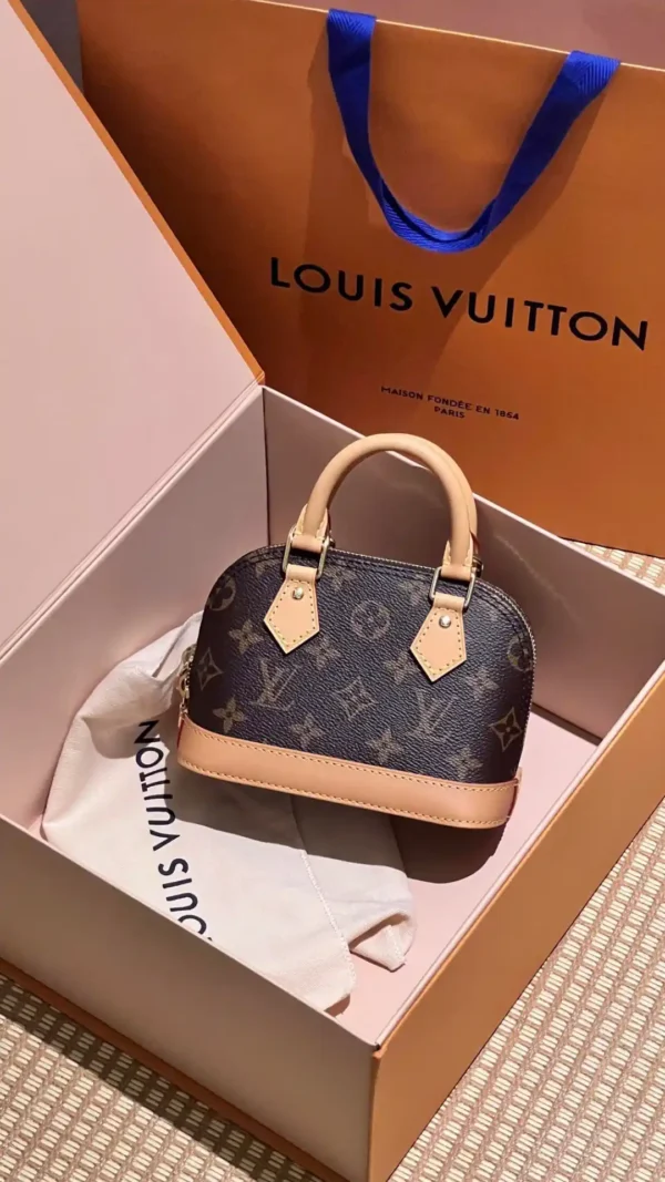 Louis Vuitton Nano Alma Handbag (M82717)