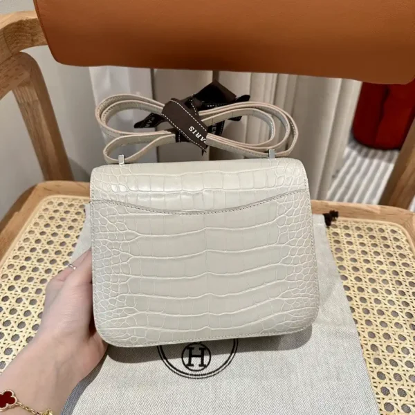 Hermès Constance 19cm