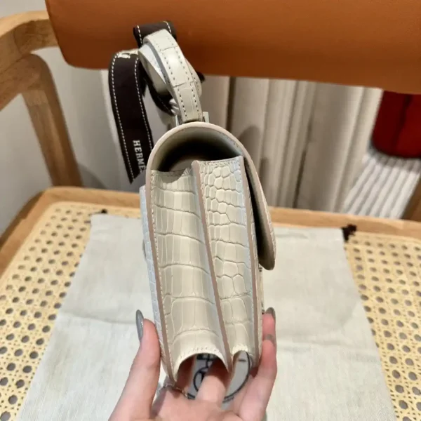 Hermès Constance 19cm