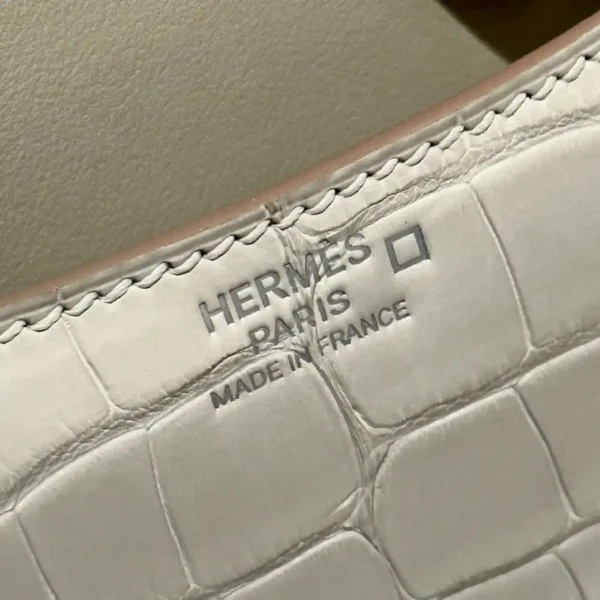 Hermès Constance 19cm