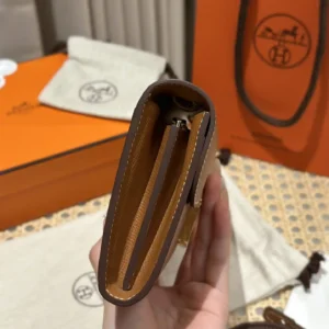 Hermès Constance To Go