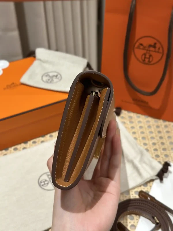 Hermès Constance To Go