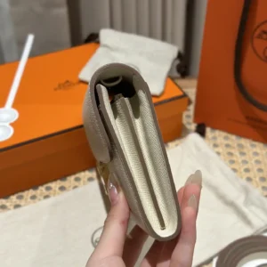 Hermès Constance To Go