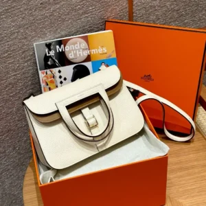 Hermès Halzan 22cm