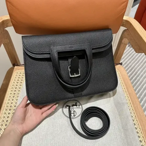 Hermès Halzan 31cm