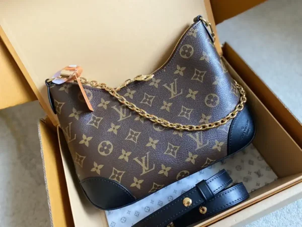 Louis Vuitton Boulogne Handbag