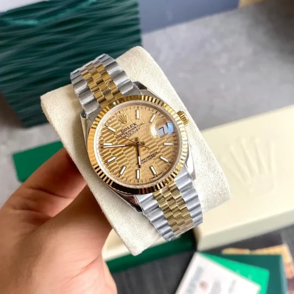 Rolex Datejust 36mm - Gold Wave Dial