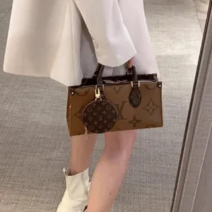 Louis Vuitton Special Edition M46653